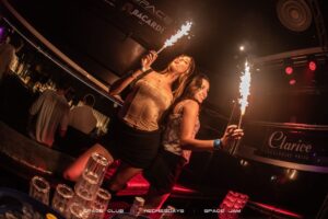 Tavolo space club firenze